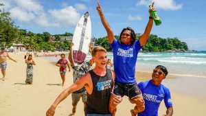 Jepang, Indonesia dan Filipina Raih Gelar di Kompetisi Selancar Internasional Phuket Beach Festival 2022