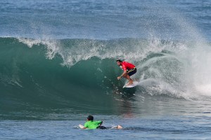 BARRELS MEMUKAU DAN SKOR TINGGI DICETAK DI KOMPETISI KOMUNE BALI PRO