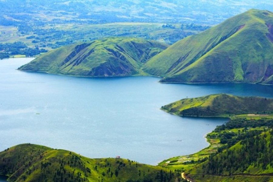 Hasil gambar untuk danau toba