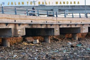 SAMPAH DI TPA SUWUNG BALI SEMAKIN MEMBLUDAK, APA KATA WAKIL GUBERNUR BALI ?