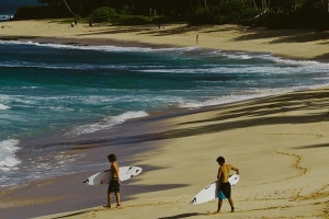 BUTUH APA AJA SIH SAAT SURF TRIP ?