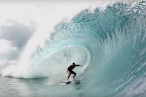 OMBAK IMPIAN DI TEAHUPOO KEMBALI