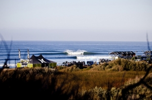 Kompetisi di Lower Trestles segera di mulai