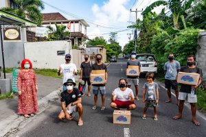 PADMA BOYS, WeLIKEBALI DAN ASC MENGGALANG BANTUAN UNTUK ORANG-ORANG DI BALI YANG TERDAMPAK COVID 19