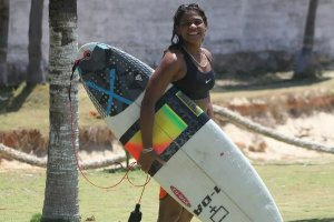 SURFER BRAZIL TEWAS TERSAMBAR PETIR KETIKA BERSELANCAR
