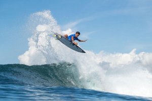 CEK YUK AKSI FREE SURFING SANG CALON WAKIL SURFING INDONESIA UNTUK OLIMPIADE TOKYO 2020