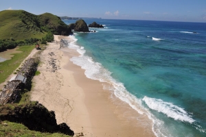 Rip Curl Grom Search seri pertama batal diadakan di Senggigi