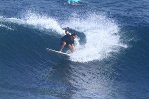 SURFER DAN MUSISI AUSTRALIA HILANG DI ULUWATU