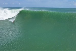 PADANG PADANG, SALAH SATU OMBAK TERBAIK PULAU DEWATA