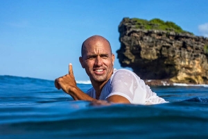 KELLY SLATER BERULANG TAHUN