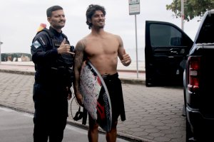 Gabriel Medina Luncurkan Kanal YouTube-nya dengan Barrel di São Conrado