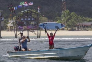 Pemenang Final Rip Curl GromSearch Internasional &#039;Girls&#039;