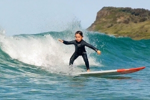 &quot;DUKE MATHEWS&quot; SURFER BALITA