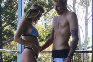 ALANA BLANCHARD DAN JACK FREESTONE SIAP SAMBUT KEHADIRAN SANG BUAH HATI DI AKHIR TAHUN INI