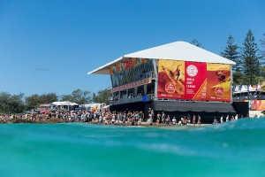 QUIKSILVER AND ROXY PRO GOLD COAST SEGERA DIMULAI