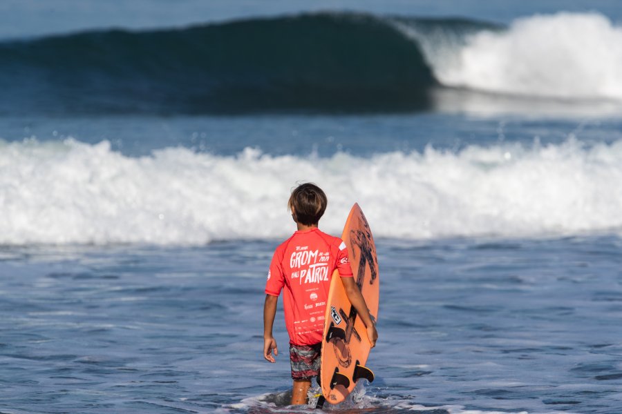 HEY GROM Segera Daftar !! Tipi Jabrik’s Grom Patrol Camp and Comp 2021 Presented by Quiksilver and Roxy