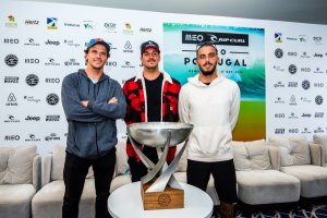 PARA PESELANCAR TERBAIK DUNIA BERTARUNG DI MEO RIP CURL PRO PORTUGAL