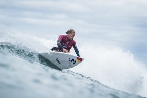 RIP CURL PRO BELLS BEACH DENGAN KONDISI YANG SANGAT BAIK