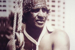 SEJARAH SOSOK EDDIE AIKAU