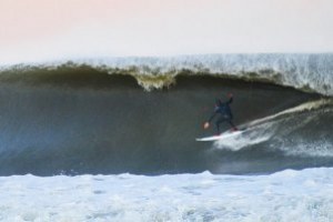 KELLY SLATER KEMBALI BERLATIH!