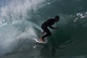 &quot;STATE OF PLAY&quot; KOLABORASI SURFER DAN VIDEOGRPHER CIPTAKAN VIDEO SURFING MEMUKAU