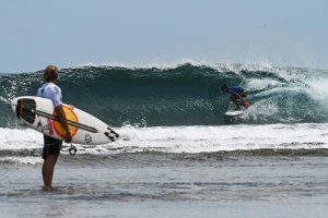 INDONESIA HARUS COBA LAGI DI TAHUN DEPAN UNTUK SIARGAO CLOUD 9 SURFING CUP