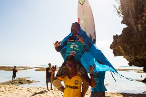 AGUS &#039;BLACKY&#039; SETIAWAN MENANG DI TRIALS RIP CURL CUP