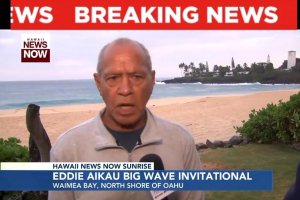 Eddie Aikau terpaksa ditunda karena cuaca