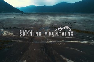 BURNING MOUNTAIN | PEMANDANGAN SUPER MEGAH KAWAH IJEN DAN GUNUNG BROMO