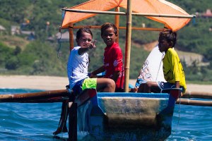 HIGHLIGHT RIP CURL GROM SEARCH SERI PERTAMA DI LOMBOK