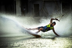 RIP CURL MEMPERSEMBAHKAN KOMPETISI WAKEBOARDING KING OF BENOA DI BALI WAKE PARK