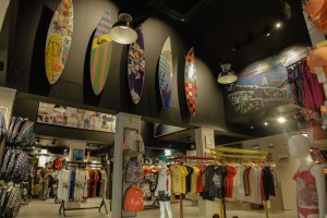 QUIKSILVER BUKA TOKO BARU DI NUSA DUA, BALI‏