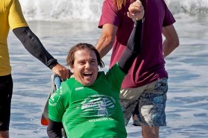 BARNEY MILLER MENJUARAI US OPEN ADAPTIVE SURF CHAMPIONSHIP