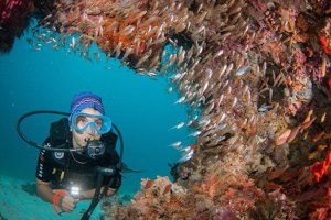 RASAKAN SENSASI SURFING DAN DIVING LEWAT SAJIAN VIDEO 360 INI!