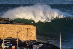 &quot;Giant wave&quot; Nazare