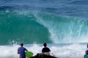 AKSI-AKSI DIBALIK SNAPPER ROCKS