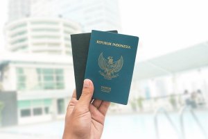 KINI PEMEGANG PASPOR INDONESIA BEBAS MASUK KE 77 NEGARA