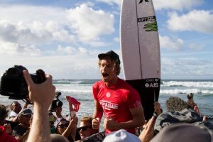 JOHN JOHN FLORENCE TERDAFTAR DI KOMPETISI TRIPLE CROWN HAWAII