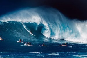 Rip Curl Sponsori The Eddie Aikau Big Wave Invitational