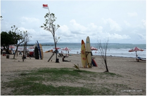 Pria Australia meninggal setelah surfing di pantai Kuta