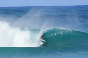 YAGO DORA beraksi di Hawai