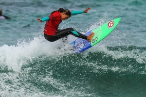 RIP CURL RIDER TAINA IZQUIERDO MENANG JUARA 2 DI TAJ&#039;S SMALL FRIES CHAMPIONSHIP