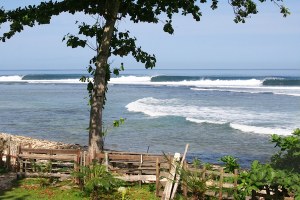 Ujung Bocur Bungalows Surf Camp