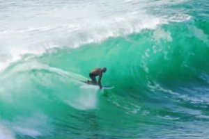 SESI SELANCAR rahasia Kelly Slater, Kolohe Andino, Koa Smith dan rekannya di Uluwatu