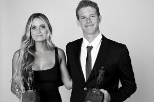 John John Florence dan Alana Blanchard adalah SURFER FAVORIT PILIHAN PUBLIK