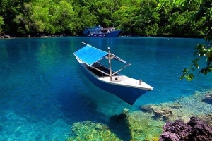 SURGA DI PANTAI ORA MALUKU