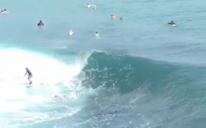 Video surfing di ULUWATU