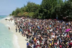 LEBIH DARI 90 ORANG MENINGGAL DAN RATUSAN LUKA-LUKA PASKA GEMPA LOMBOK