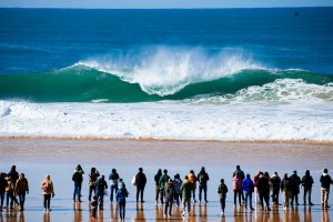 MEO Rip Curl Pro Portugal Kembali Ditunda Karena Angin Onshore